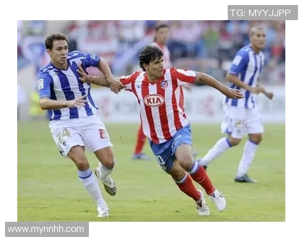 西杯精彩对决马拉加主场迎战阿尔梅全力争胜 西杯精彩对决马拉加主场迎战阿尔梅全力争胜